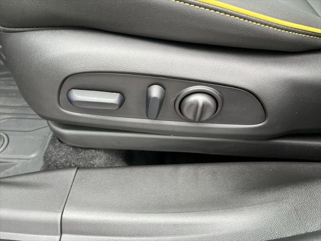 new 2025 Chevrolet TrailBlazer car, priced at $32,180