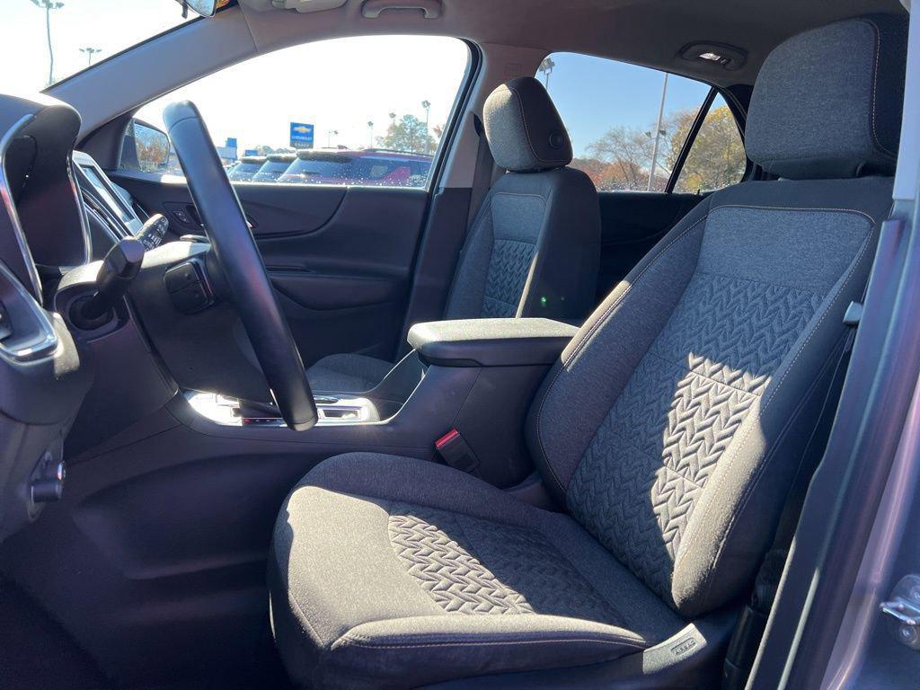 used 2023 Chevrolet Equinox car, priced at $22,821