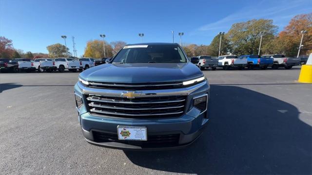 new 2024 Chevrolet Traverse car, priced at $43,395