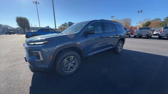 new 2024 Chevrolet Traverse car, priced at $43,395