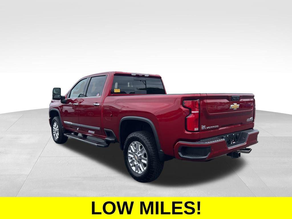used 2025 Chevrolet Silverado 2500 car, priced at $65,200