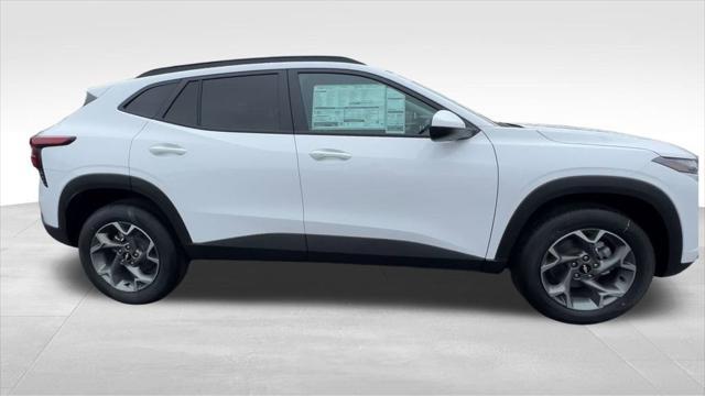 new 2025 Chevrolet Trax car, priced at $23,885