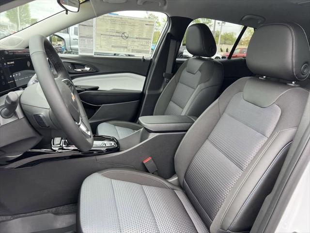new 2025 Chevrolet Trax car, priced at $23,885