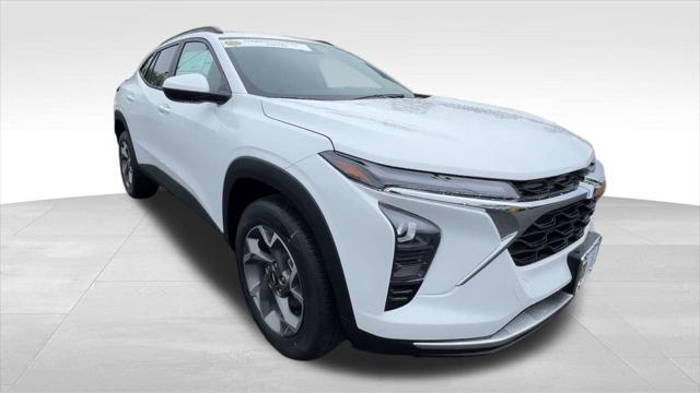 new 2025 Chevrolet Trax car, priced at $23,885