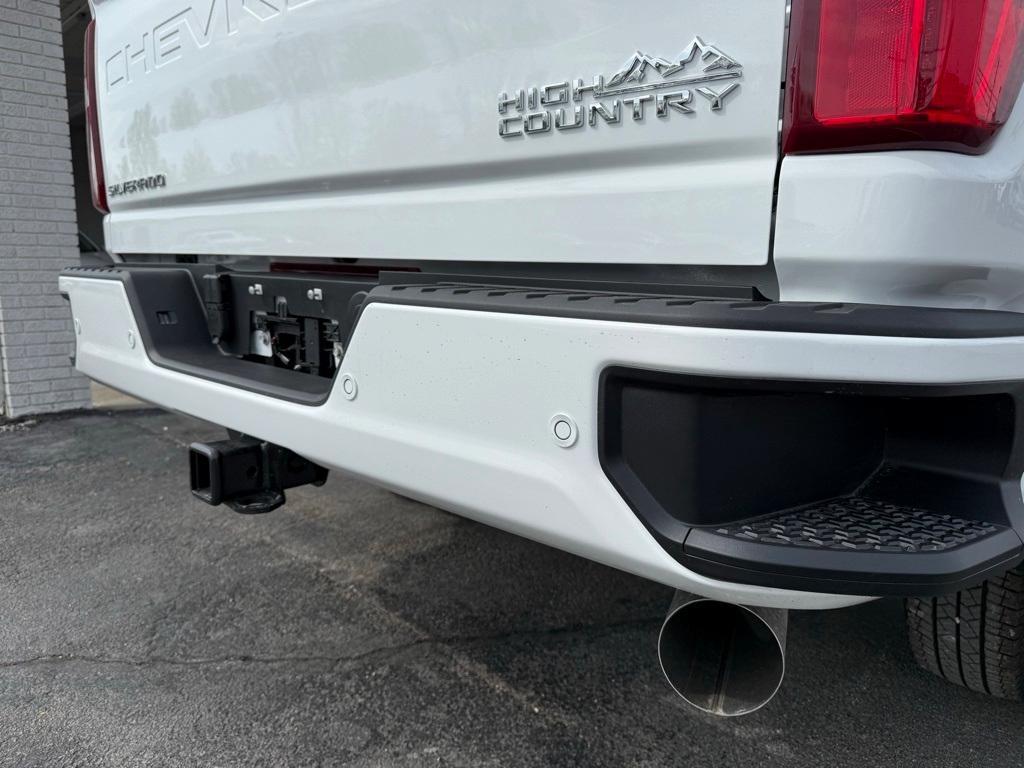 new 2025 Chevrolet Silverado 3500 car, priced at $90,000