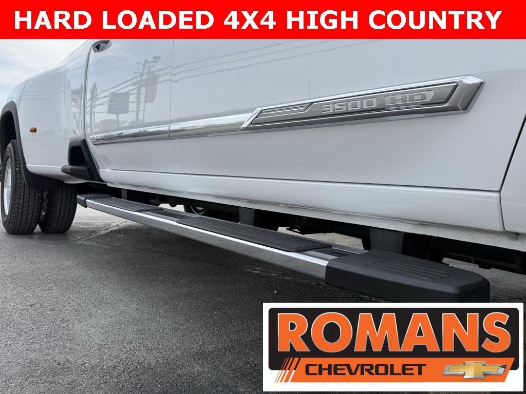 new 2025 Chevrolet Silverado 3500 car, priced at $86,500