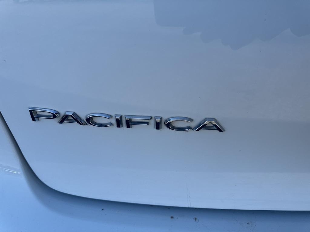 used 2021 Chrysler Pacifica car, priced at $22,454