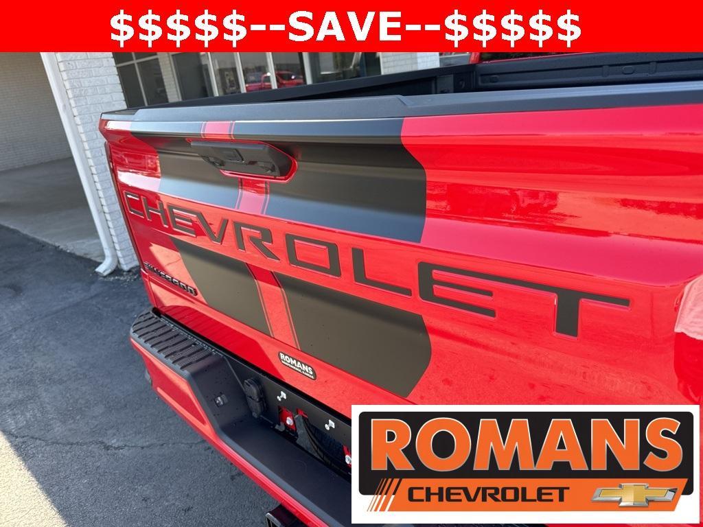 new 2025 Chevrolet Silverado 1500 car, priced at $38,250