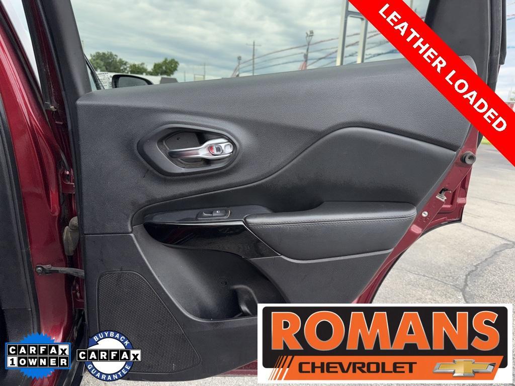 used 2019 Jeep Cherokee car, priced at $13,999