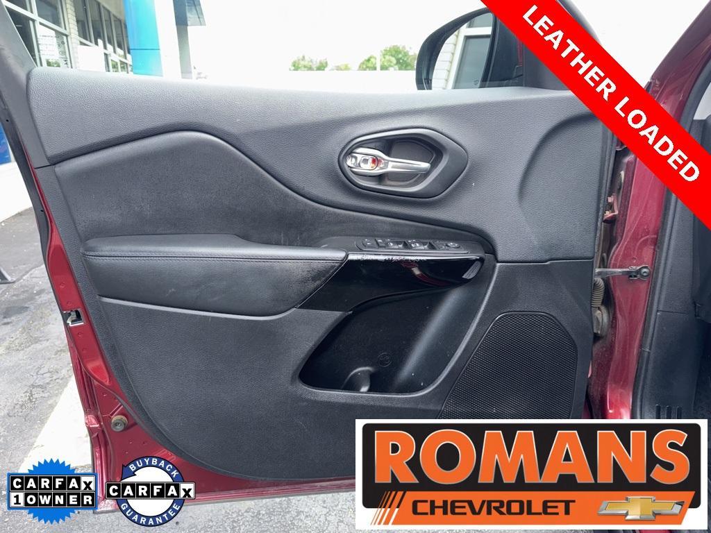 used 2019 Jeep Cherokee car, priced at $13,999