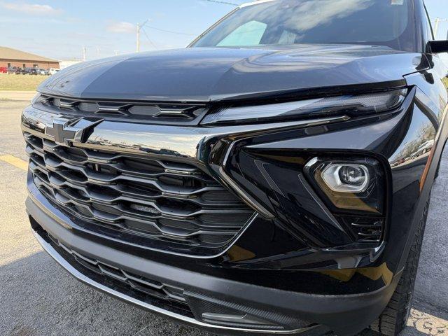 new 2025 Chevrolet TrailBlazer car, priced at $29,250