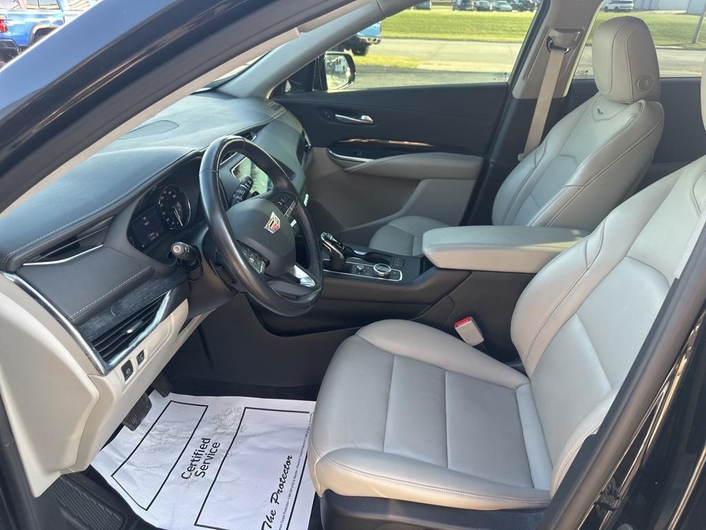 used 2023 Cadillac XT4 car