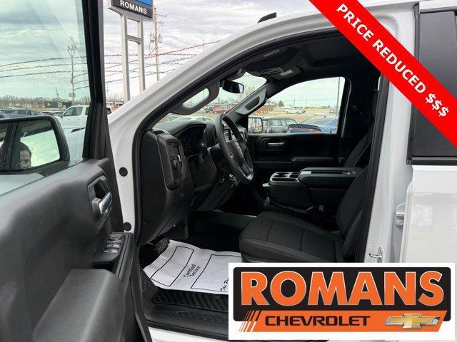 new 2025 Chevrolet Silverado 1500 car, priced at $35,763