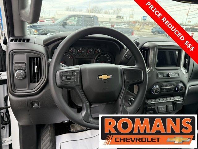 new 2025 Chevrolet Silverado 1500 car, priced at $35,763