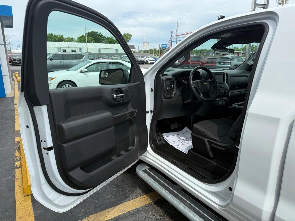 used 2024 Chevrolet Silverado 1500 car, priced at $33,995