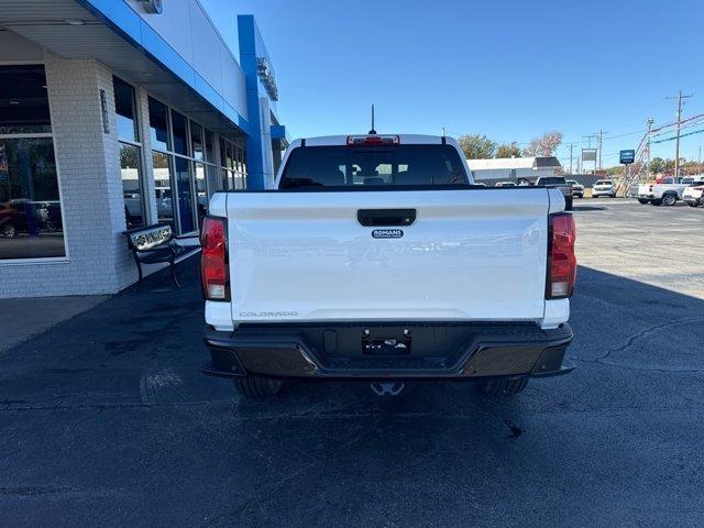 new 2024 Chevrolet Colorado car, priced at $32,500