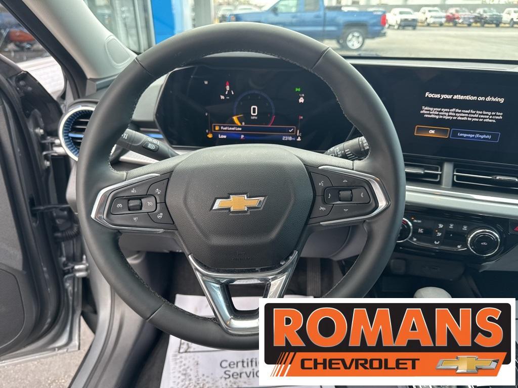 used 2025 Chevrolet Trax car, priced at $24,999