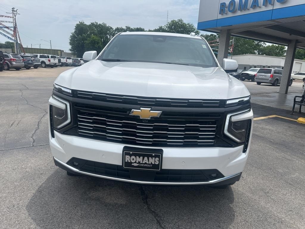 new 2025 Chevrolet Suburban car