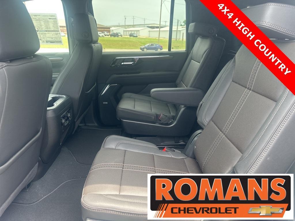 new 2025 Chevrolet Suburban car, priced at $86,132