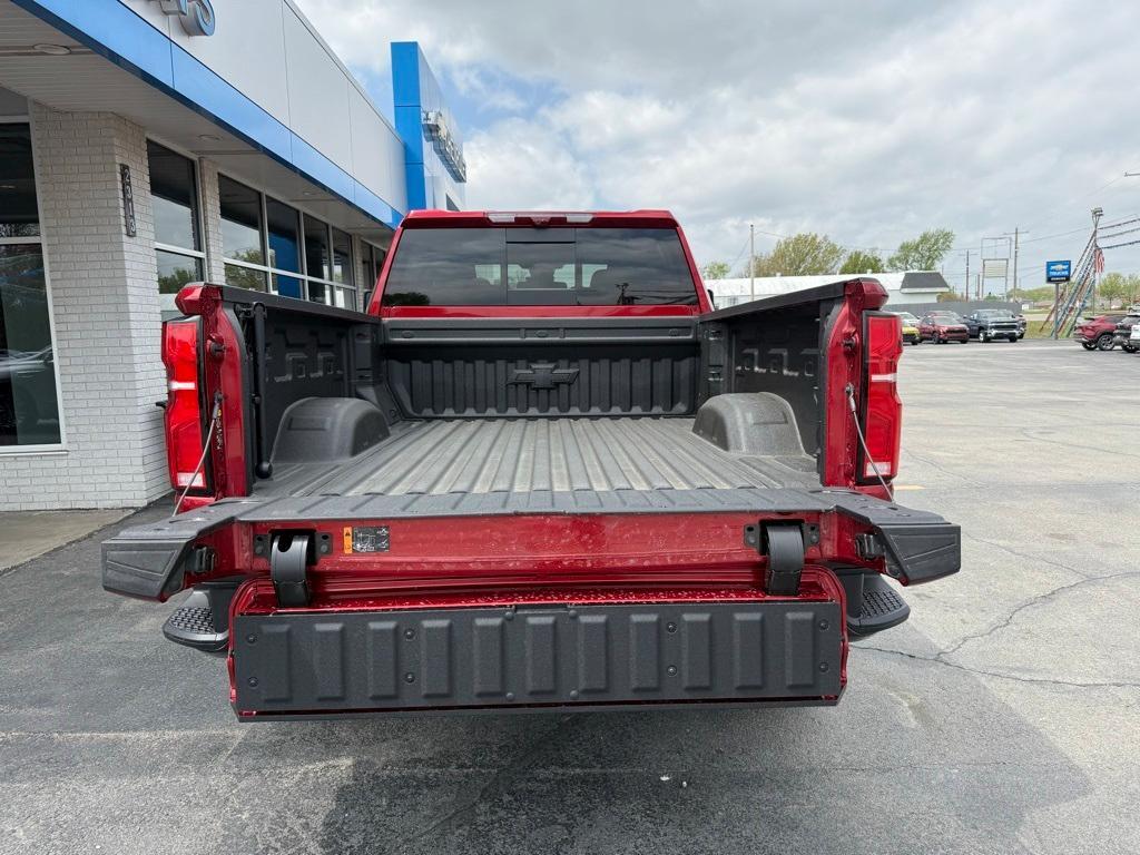 new 2025 Chevrolet Silverado 2500 car, priced at $82,000