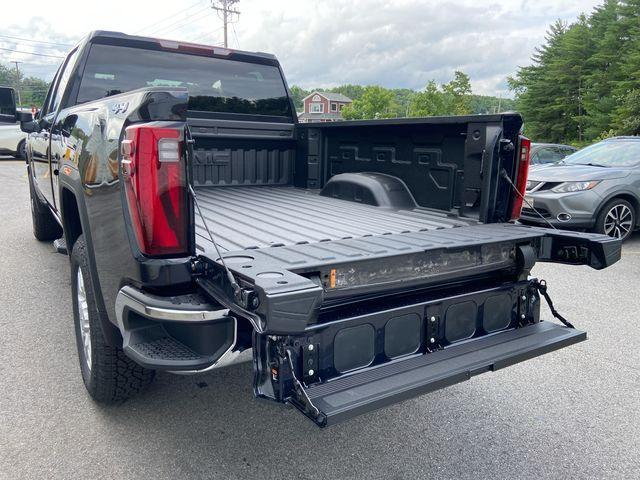 new 2024 GMC Sierra 2500 car, priced at $76,075