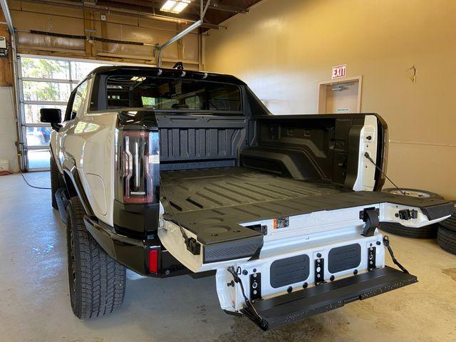 new 2025 GMC HUMMER EV Pickup car, priced at $95,845