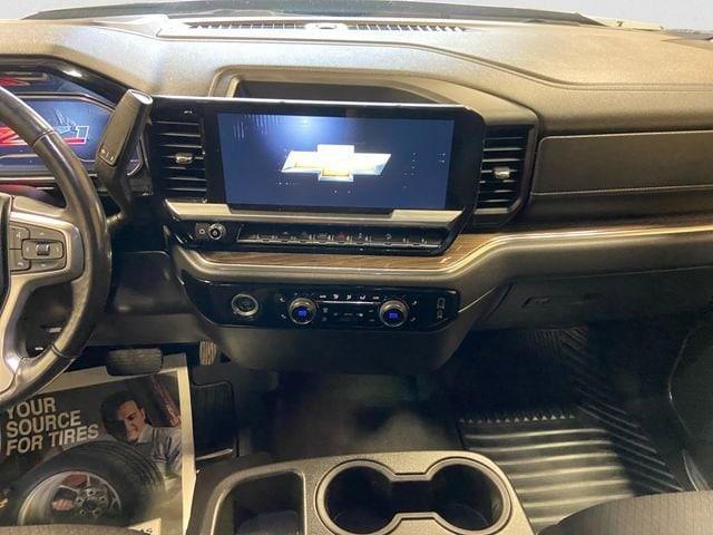 used 2022 Chevrolet Silverado 1500 car, priced at $41,994