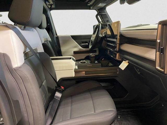 new 2025 GMC HUMMER EV Pickup car, priced at $96,690