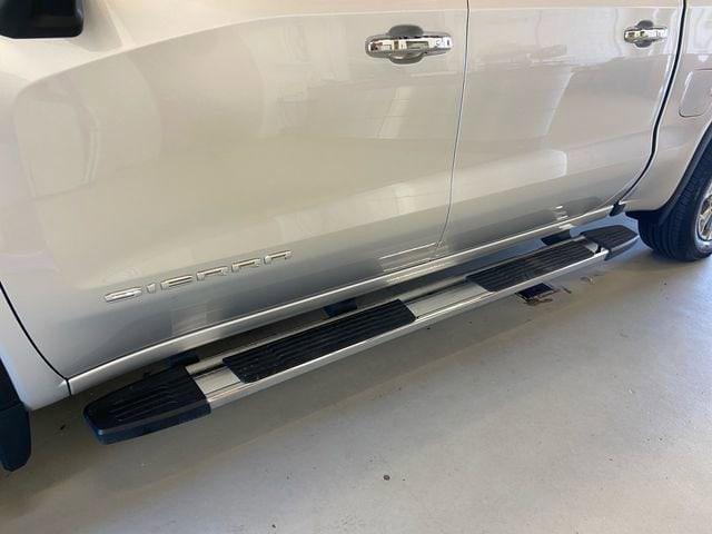 used 2022 GMC Sierra 1500 car, priced at $50,995