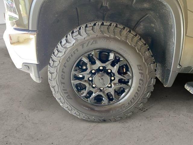 used 2022 Chevrolet Silverado 2500 car, priced at $49,994