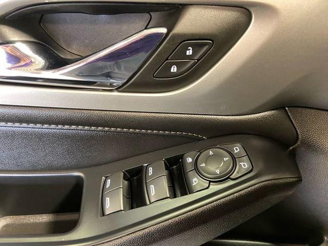 used 2022 Chevrolet Traverse car, priced at $33,999