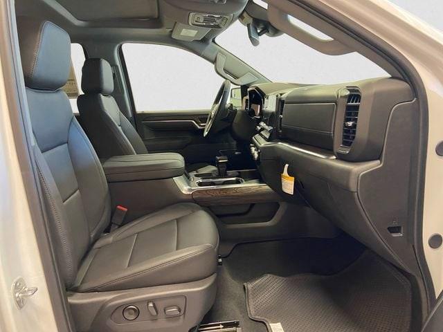 new 2025 GMC Sierra 1500 car, priced at $57,140