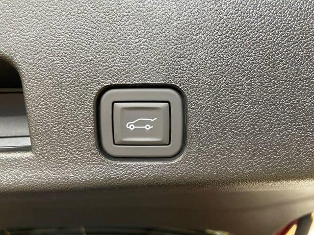 new 2025 GMC Acadia car, priced at $52,999