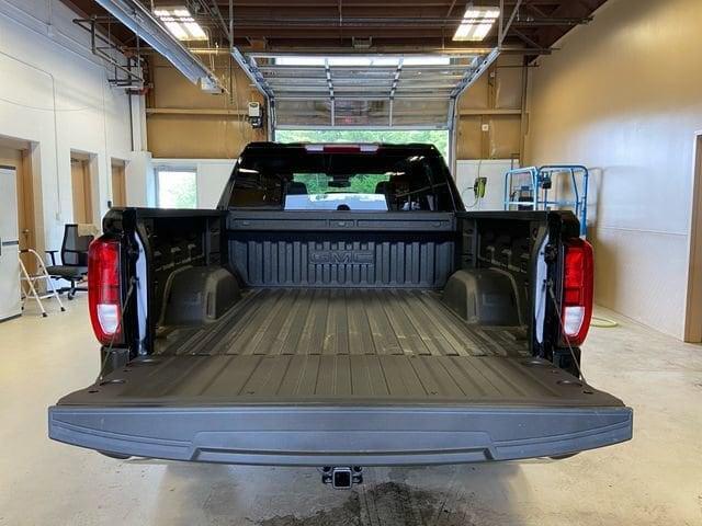 new 2025 GMC Sierra 1500 car, priced at $46,185