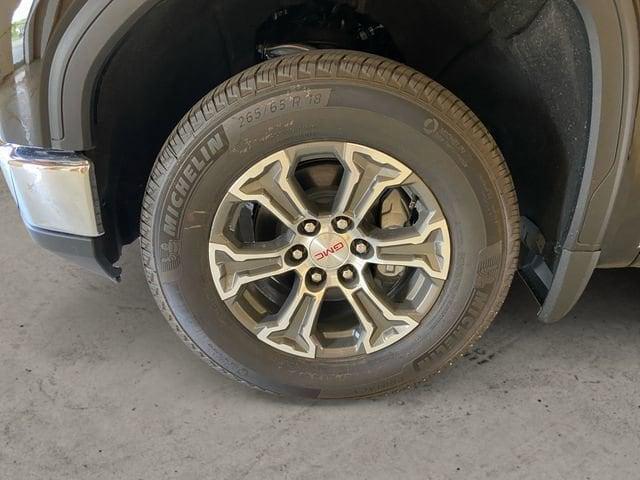 new 2025 GMC Sierra 1500 car, priced at $46,185