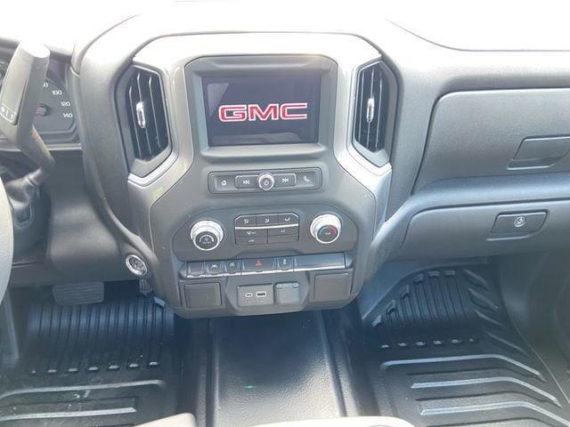 new 2025 GMC Sierra 1500 car, priced at $46,275
