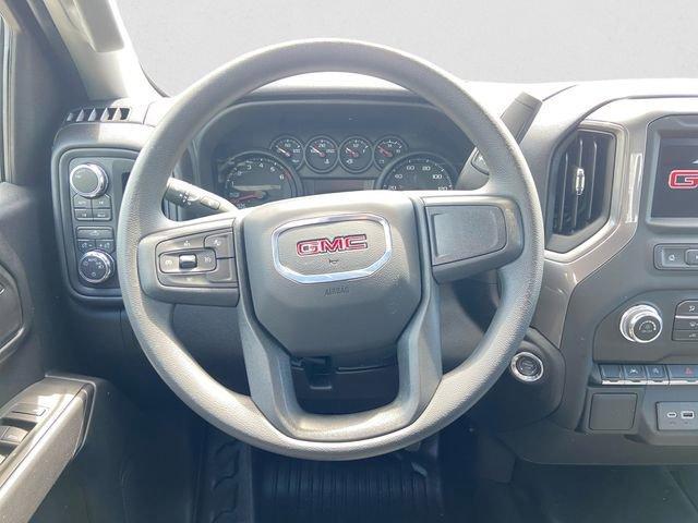 new 2025 GMC Sierra 1500 car, priced at $46,275