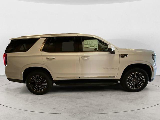 new 2025 GMC Yukon car, priced at $72,395