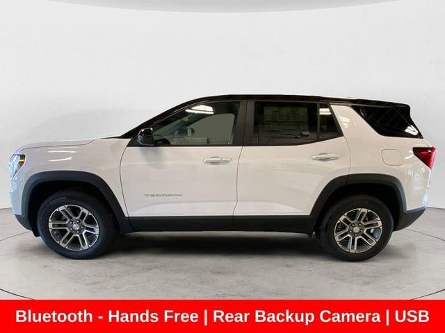 new 2025 GMC Terrain car, priced at $33,890