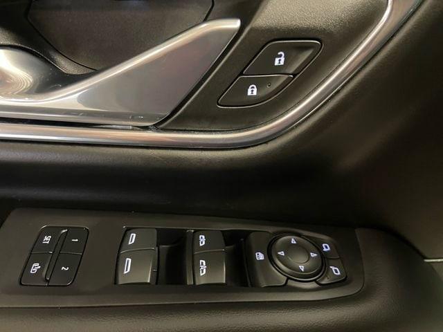 used 2023 GMC Yukon car, priced at $54,995