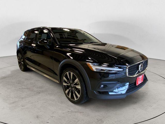 used 2023 Volvo V60 Cross Country car, priced at $42,994