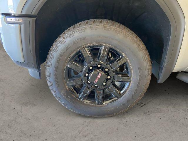 new 2025 GMC Sierra 2500 car, priced at $74,315