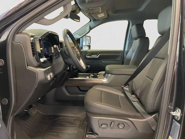 new 2025 GMC Sierra 2500 car, priced at $79,025