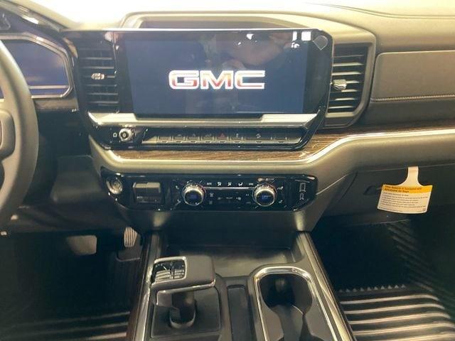 new 2025 GMC Sierra 1500 car, priced at $54,680