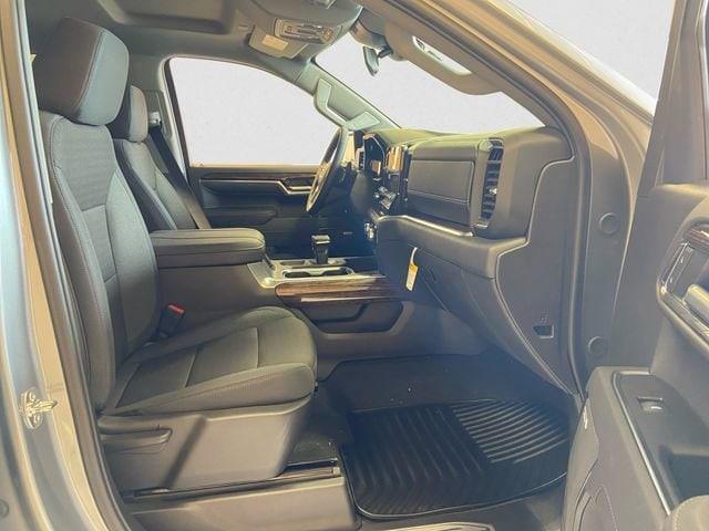 new 2025 GMC Sierra 1500 car, priced at $54,680