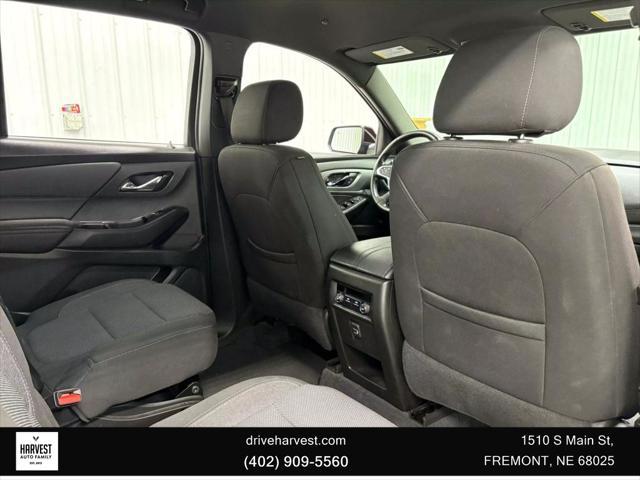 used 2022 Chevrolet Traverse car, priced at $30,900