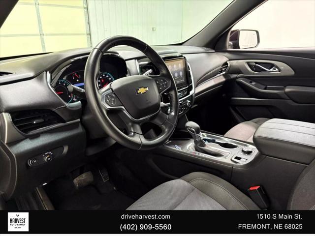 used 2022 Chevrolet Traverse car, priced at $30,900