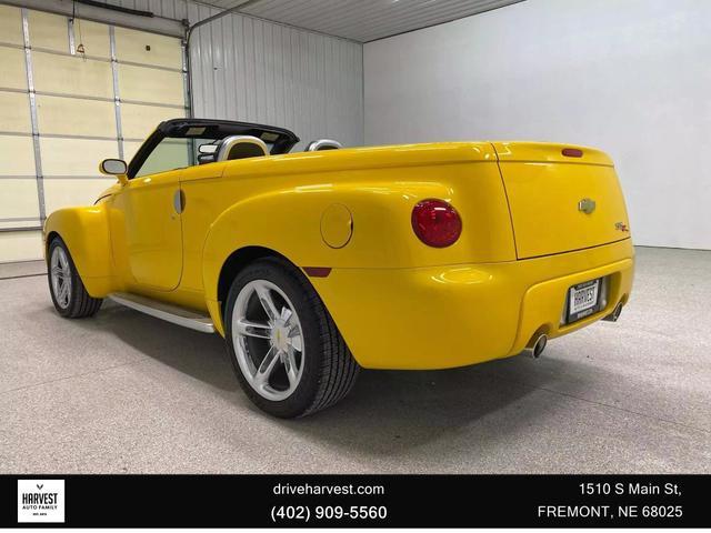 used 2004 Chevrolet SSR car, priced at $20,900