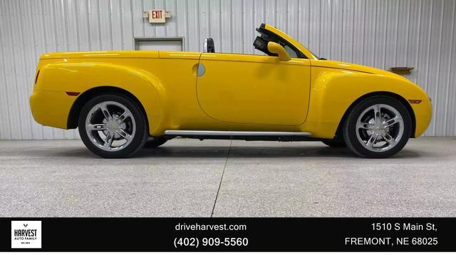 used 2004 Chevrolet SSR car, priced at $20,900