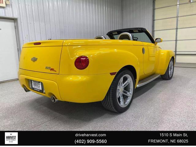 used 2004 Chevrolet SSR car, priced at $20,900